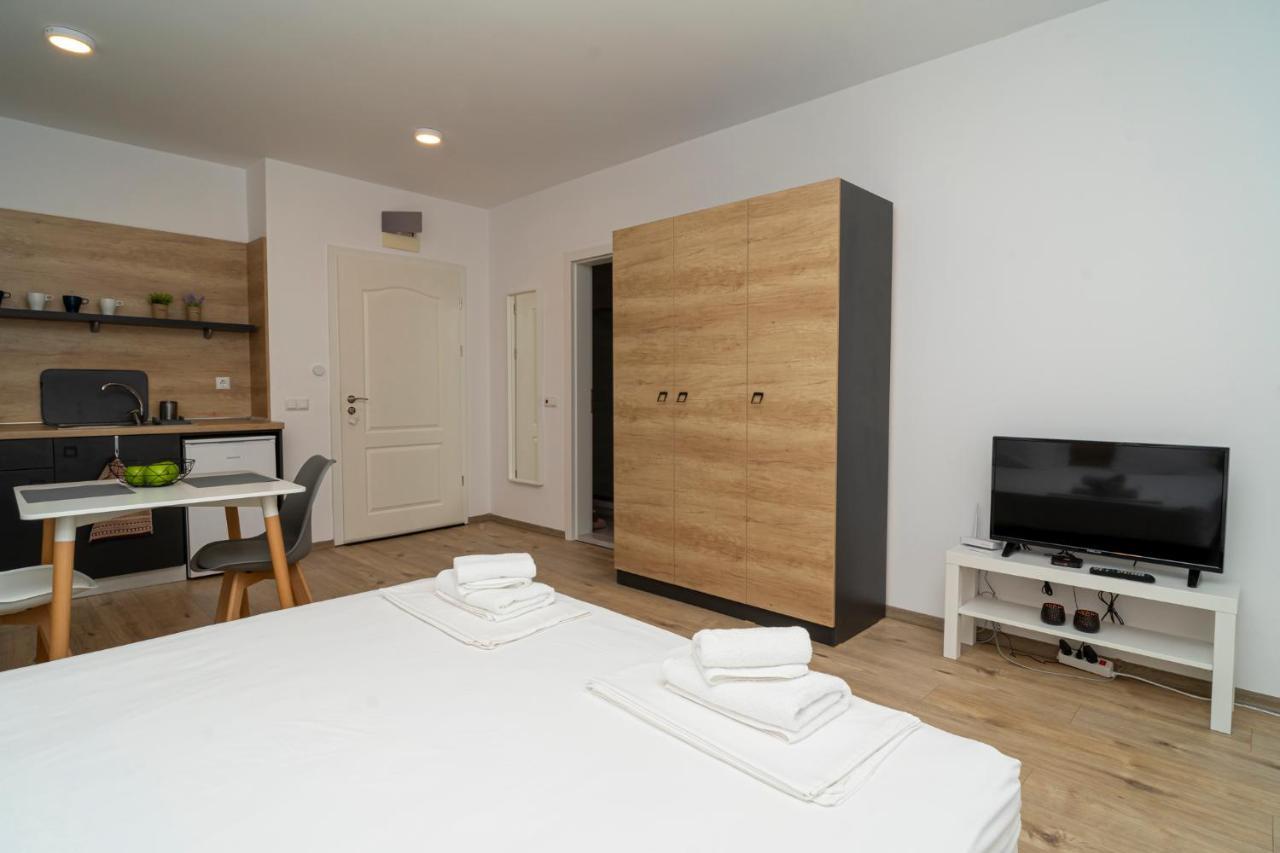 Aparthotel Primorsko Eksteriør bilde