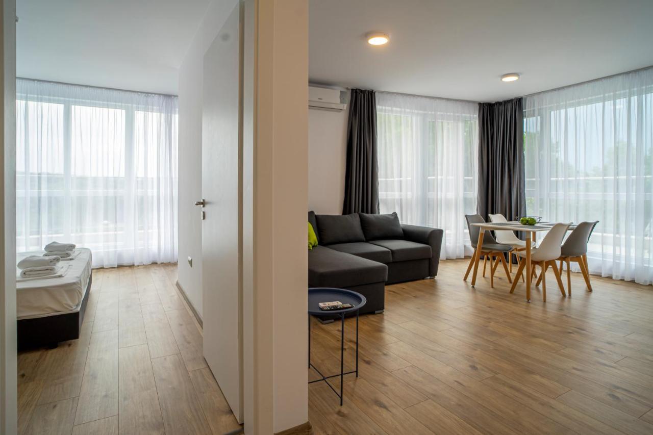 Aparthotel Primorsko Eksteriør bilde