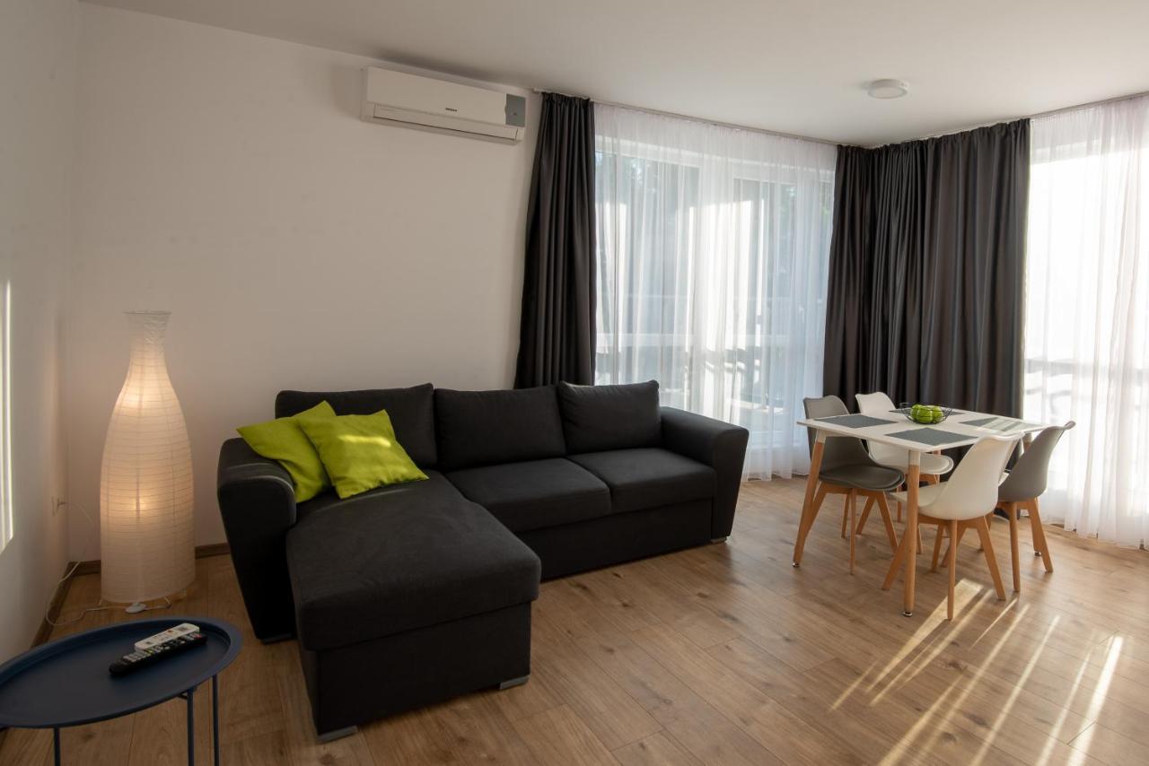 Aparthotel Primorsko Eksteriør bilde