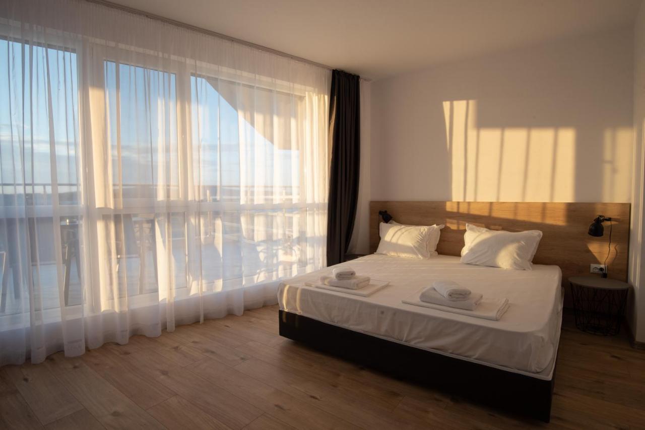 Aparthotel Primorsko Eksteriør bilde